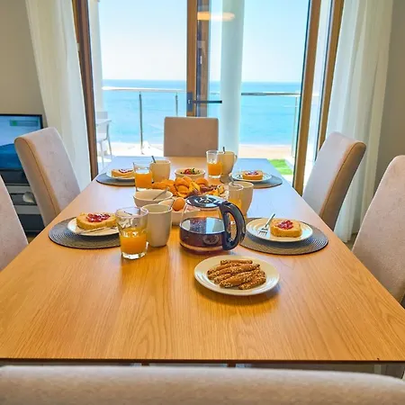 度假居 Armikes Beachfront