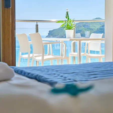 Armikes Beachfront 度假居 Afión