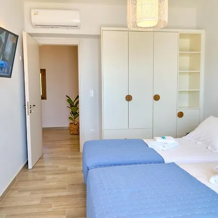 Armikes Beachfront Holiday home Afionas