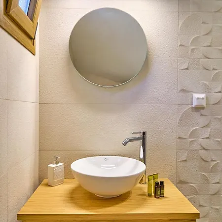 Armikes Beachfront Afionas