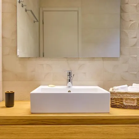 Armikes Beachfront Afionas