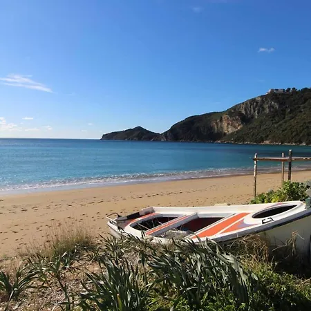 Armikes Beachfront Afionas