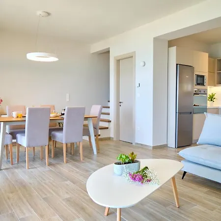 Armikes Beachfront *