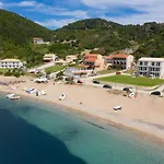 Armikes Beachfront Tatil Evi Afión