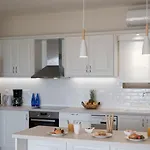 Tatil Evi Armikes Beachfront